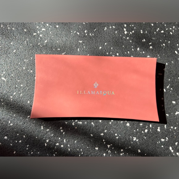 ILLAMASQUA | Unveiled Artistry Palette - Picture 4 of 8